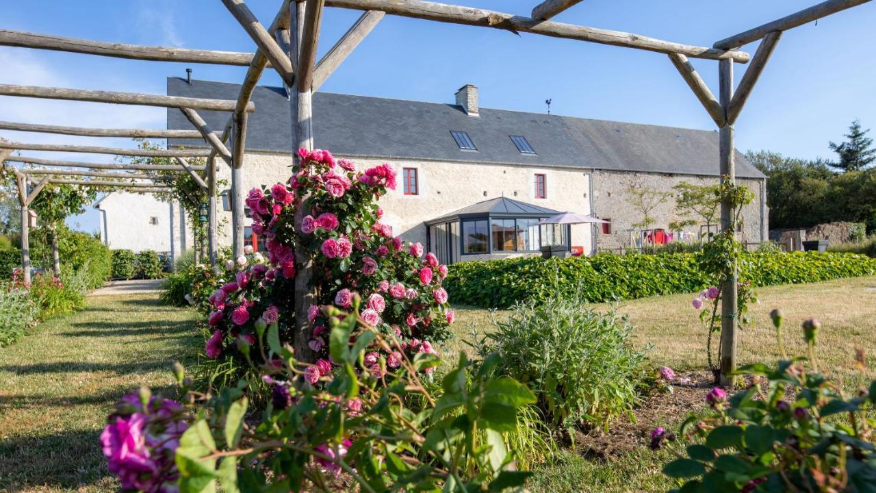 Au Manoir Des Loges Bed and Breakfast Quettreville-sur-Sienne Eksteriør billede